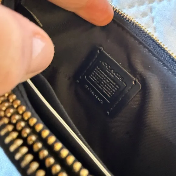 LIKE NEW! Coach Black Leather Wristlet with Gold Hardware - Picture 3 of 9